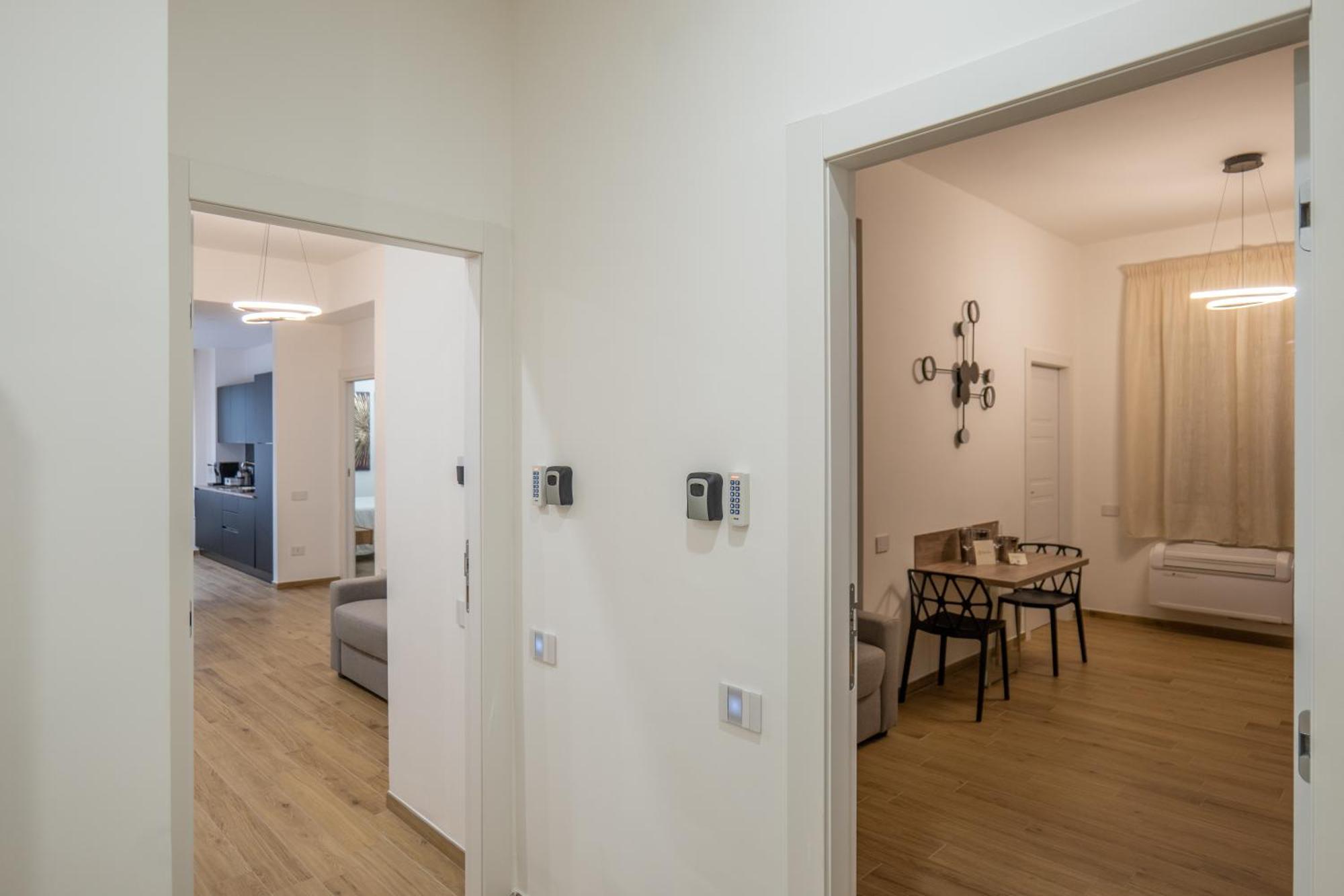 Three Moons Boutique House/Calypso Apartment Salerno Ngoại thất bức ảnh