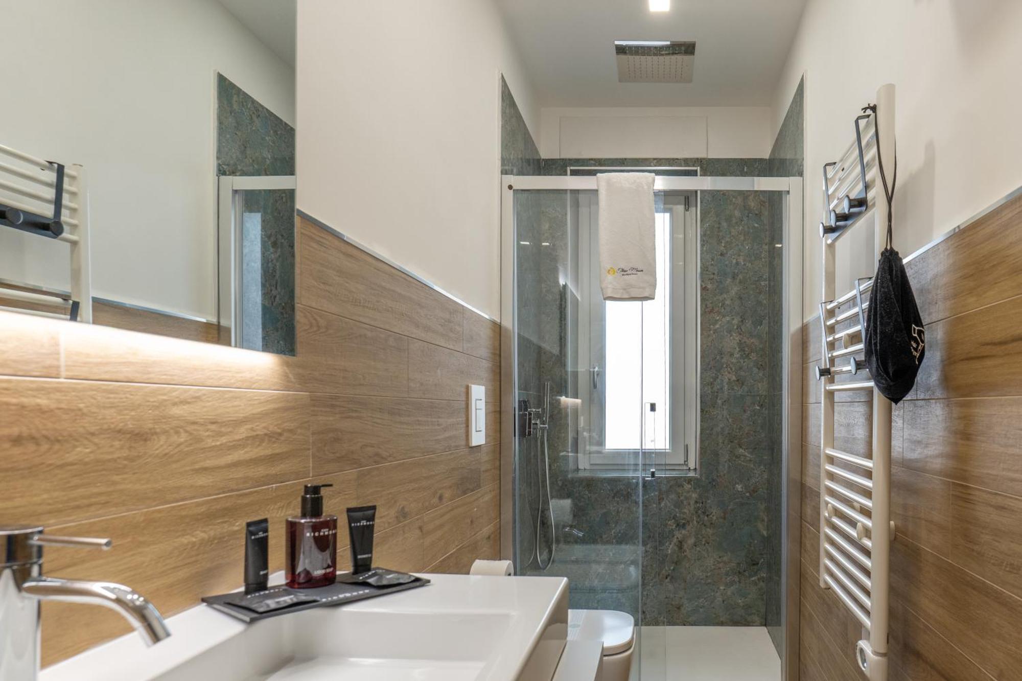 Three Moons Boutique House/Calypso Apartment Salerno Ngoại thất bức ảnh